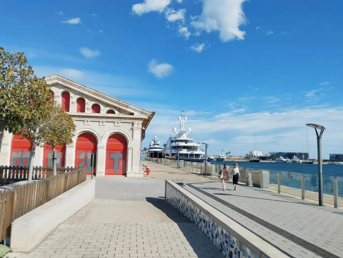 Port 1 Apartment Tarragona 0*,